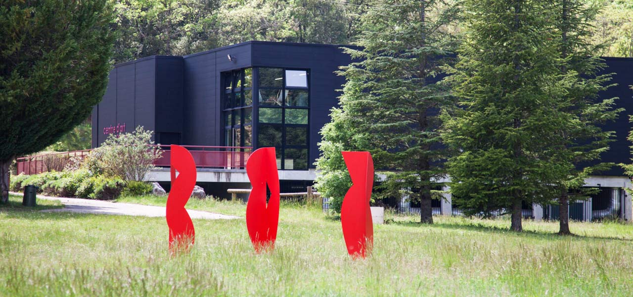 Centre d&rsquo;Art Contemporain de Châteauvert : jardin de sculptures en Provence Verte