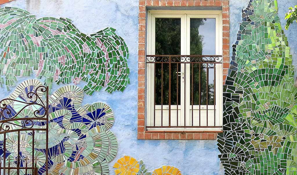 Une vue sur le jardin : Salernes, Var, Provence