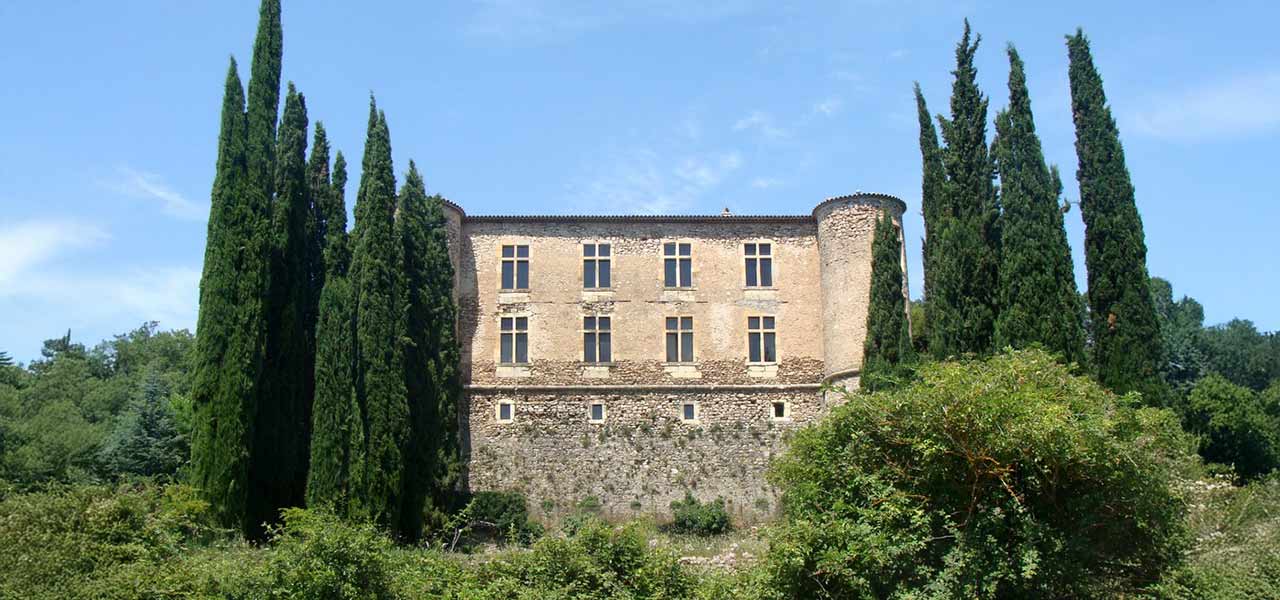 Les châteaux autour de Cotignac : 6 sites remarquables en Provence Verte